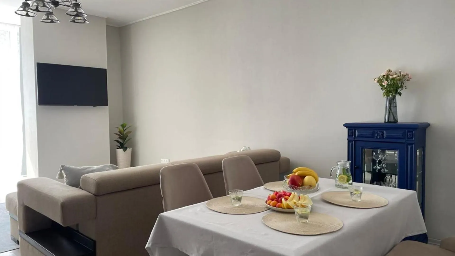 Apartment Просторные Двухкомнатные Апартаменты Индиго Almaty