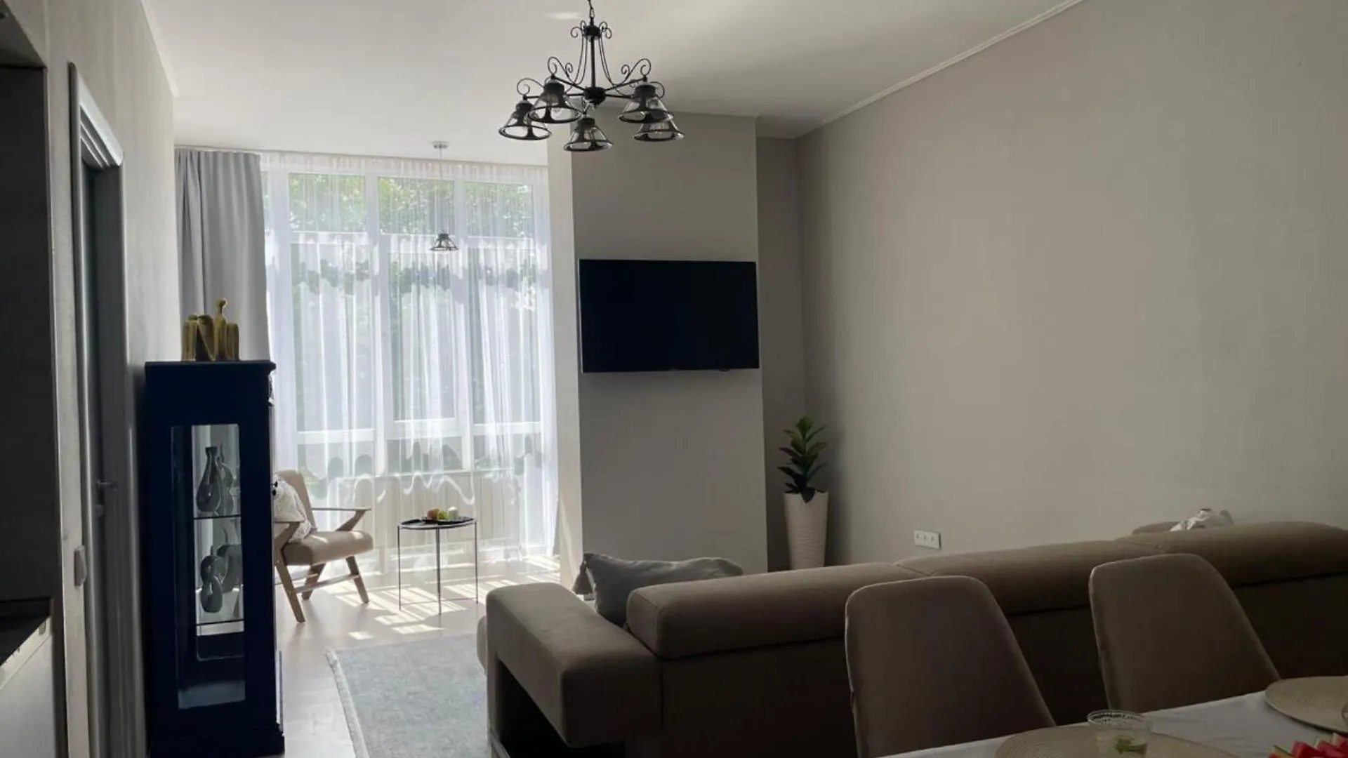 Apartment Просторные Двухкомнатные Апартаменты Индиго Almaty Kazakhstan