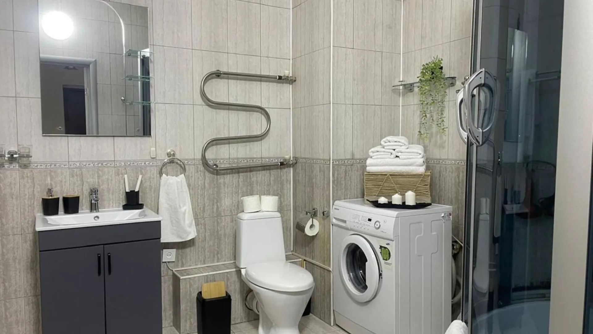 Просторные Двухкомнатные Апартаменты Индиго Almaty Apartment